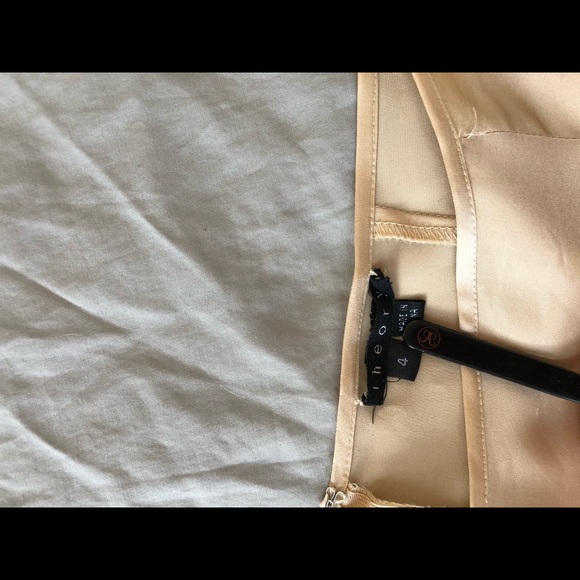 Silk ivory THEORY slip skirt - Picture 7 of 9